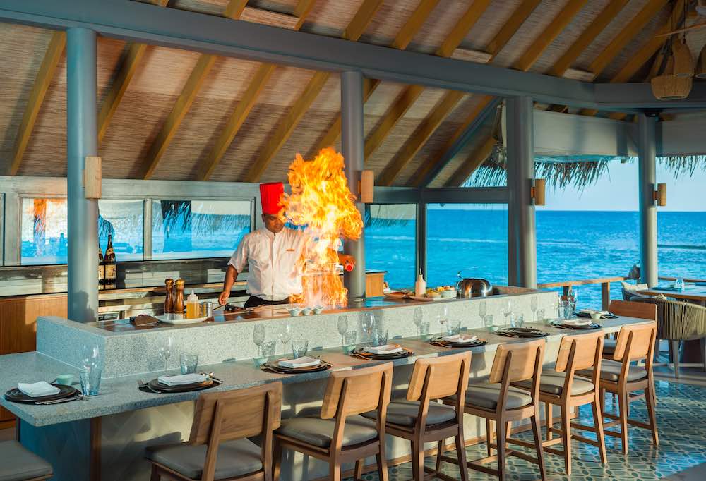 Lagoon Bar at Vakkaru thumbnail 6